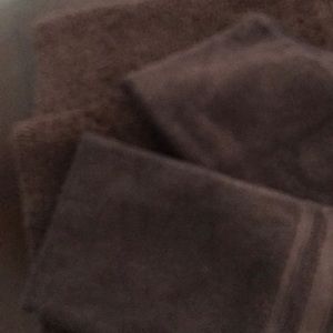 Hand towels and carpet set